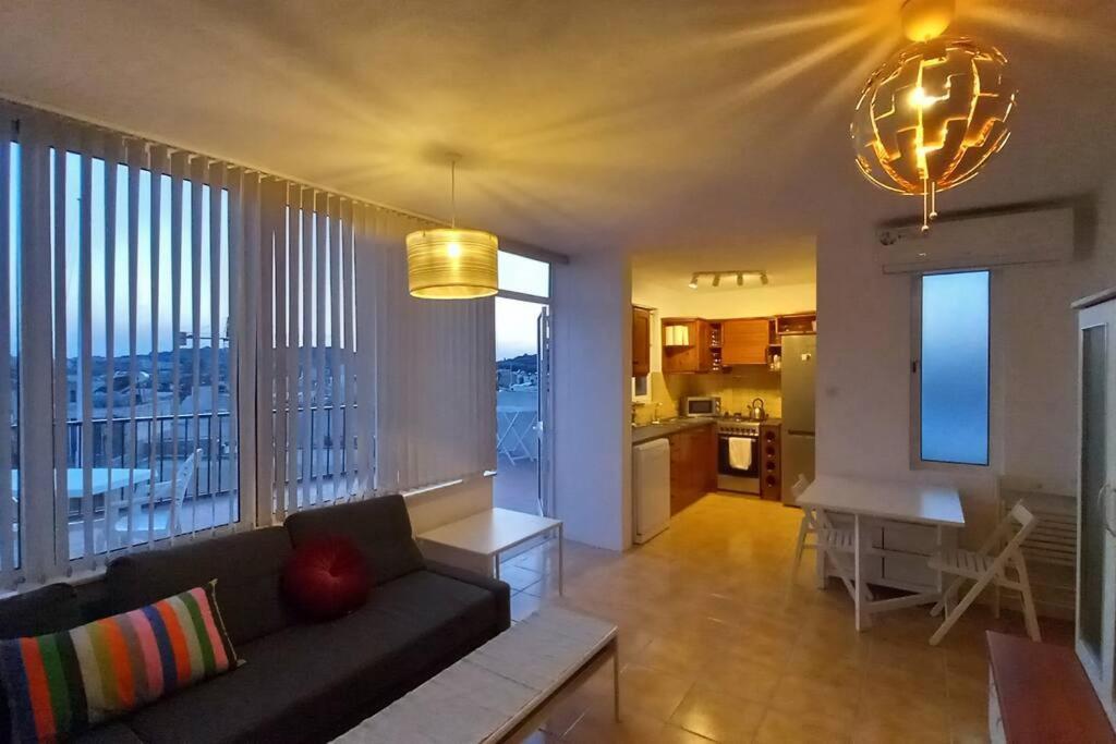 Sunset Suite فيكتوريا المظهر الخارجي الصورة