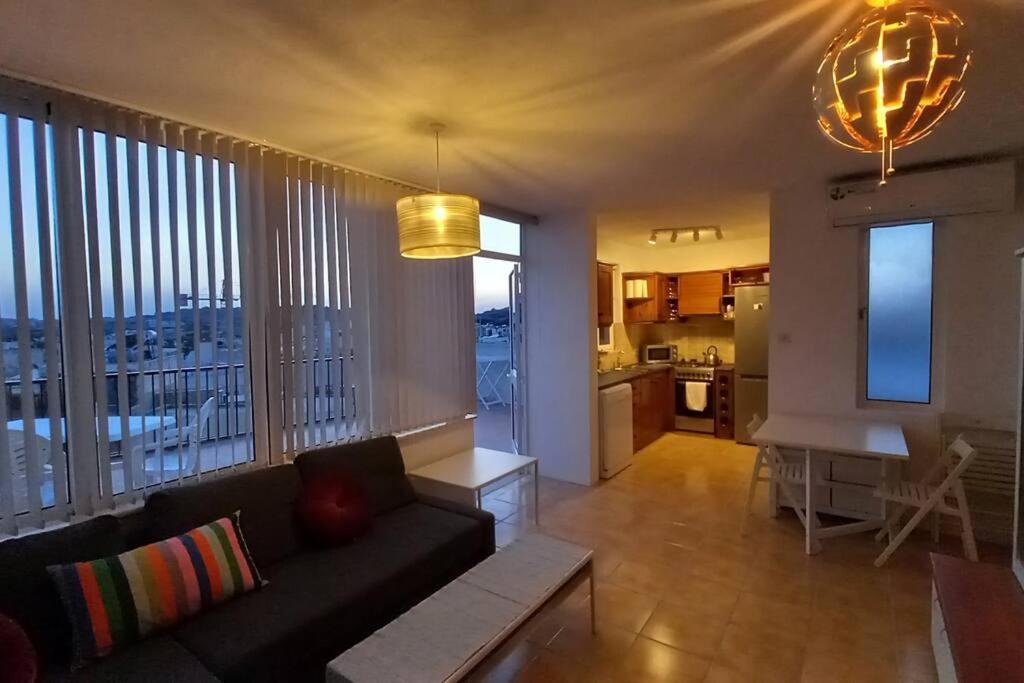 Sunset Suite فيكتوريا المظهر الخارجي الصورة