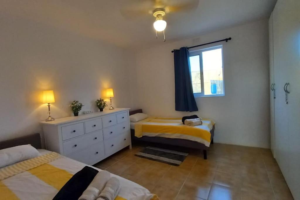 Sunset Suite فيكتوريا المظهر الخارجي الصورة